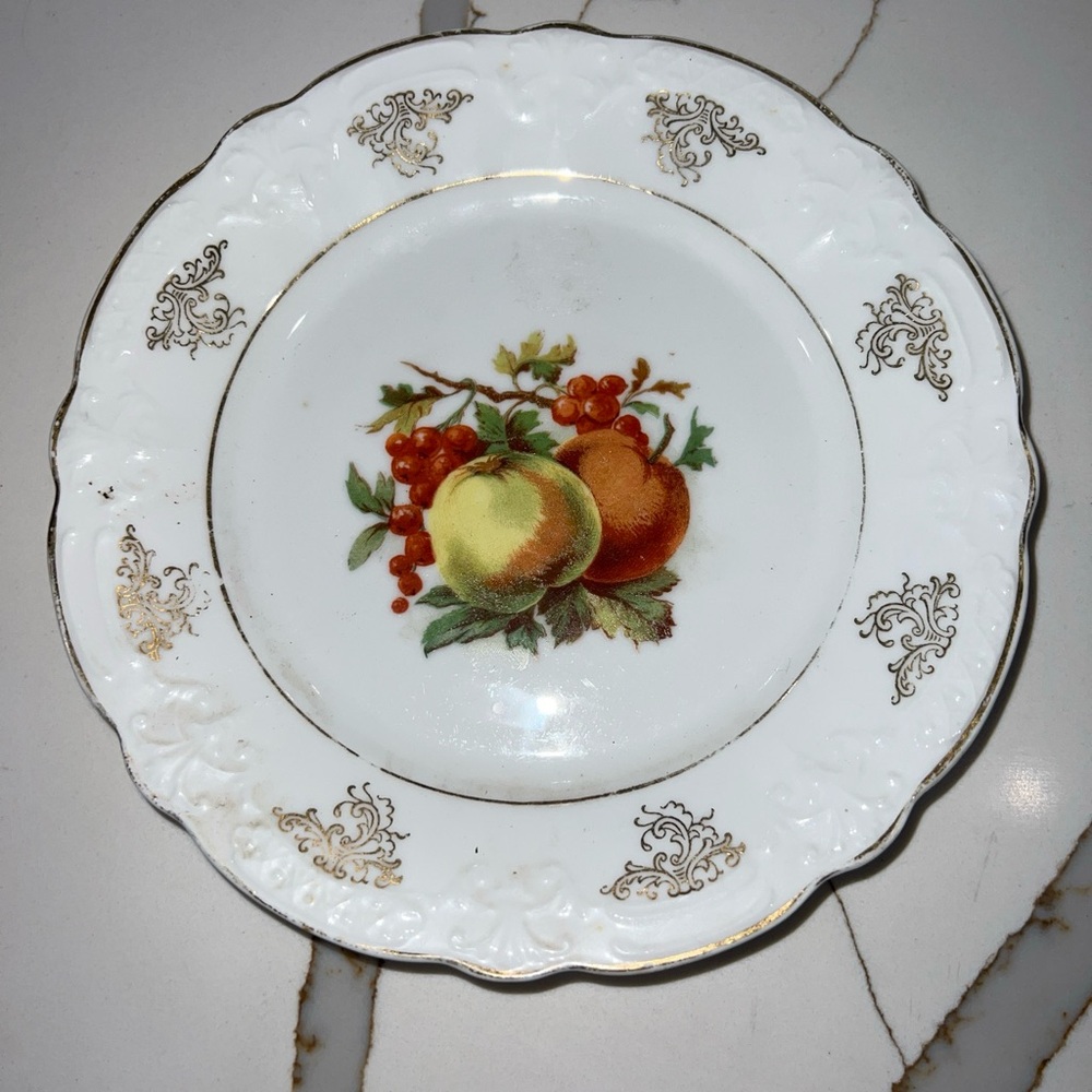 Bavarian decorative fruit plate with gold trim 7.5”